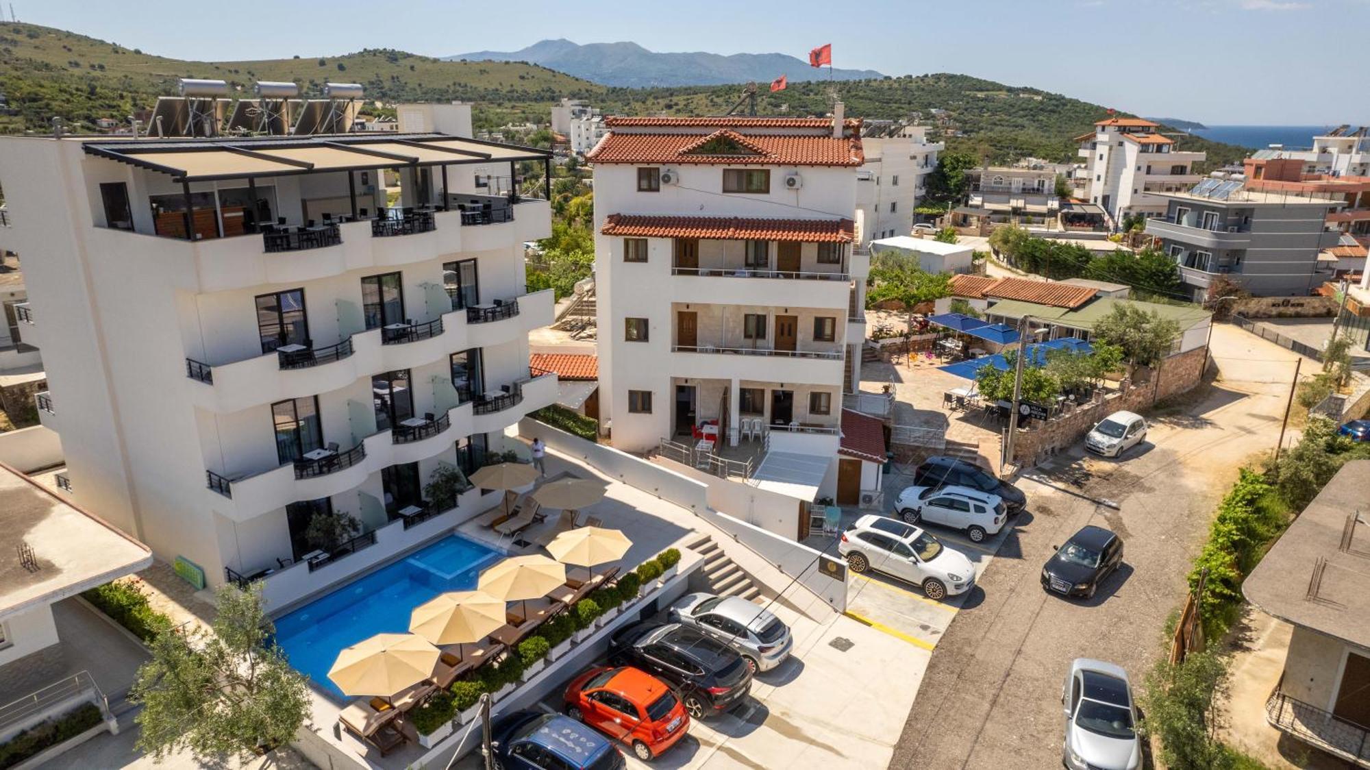 Monel Hotel Ксаміл Екстер'єр фото